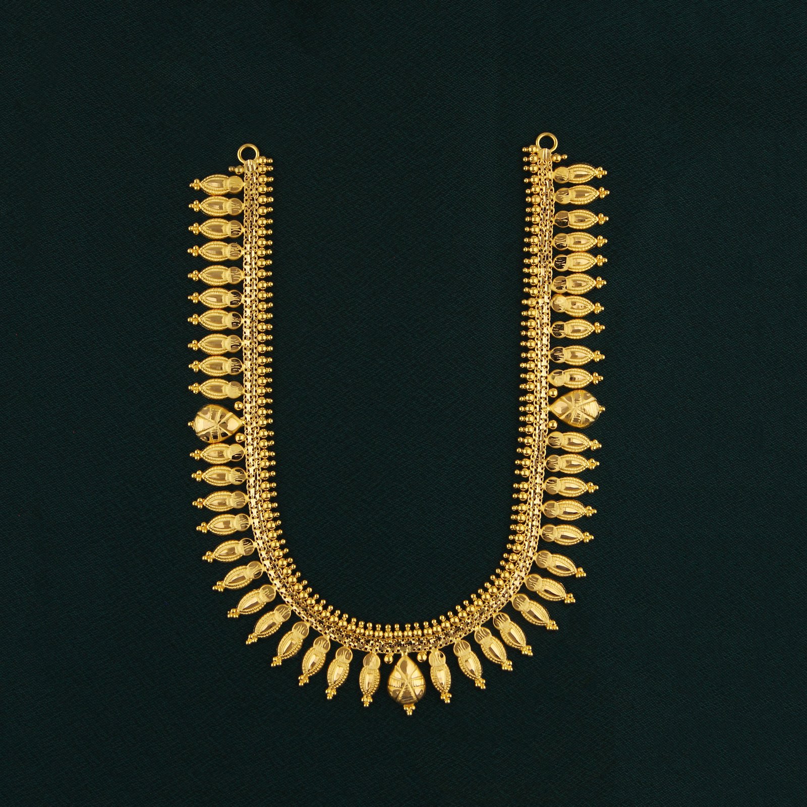 FANCY NECKLACE